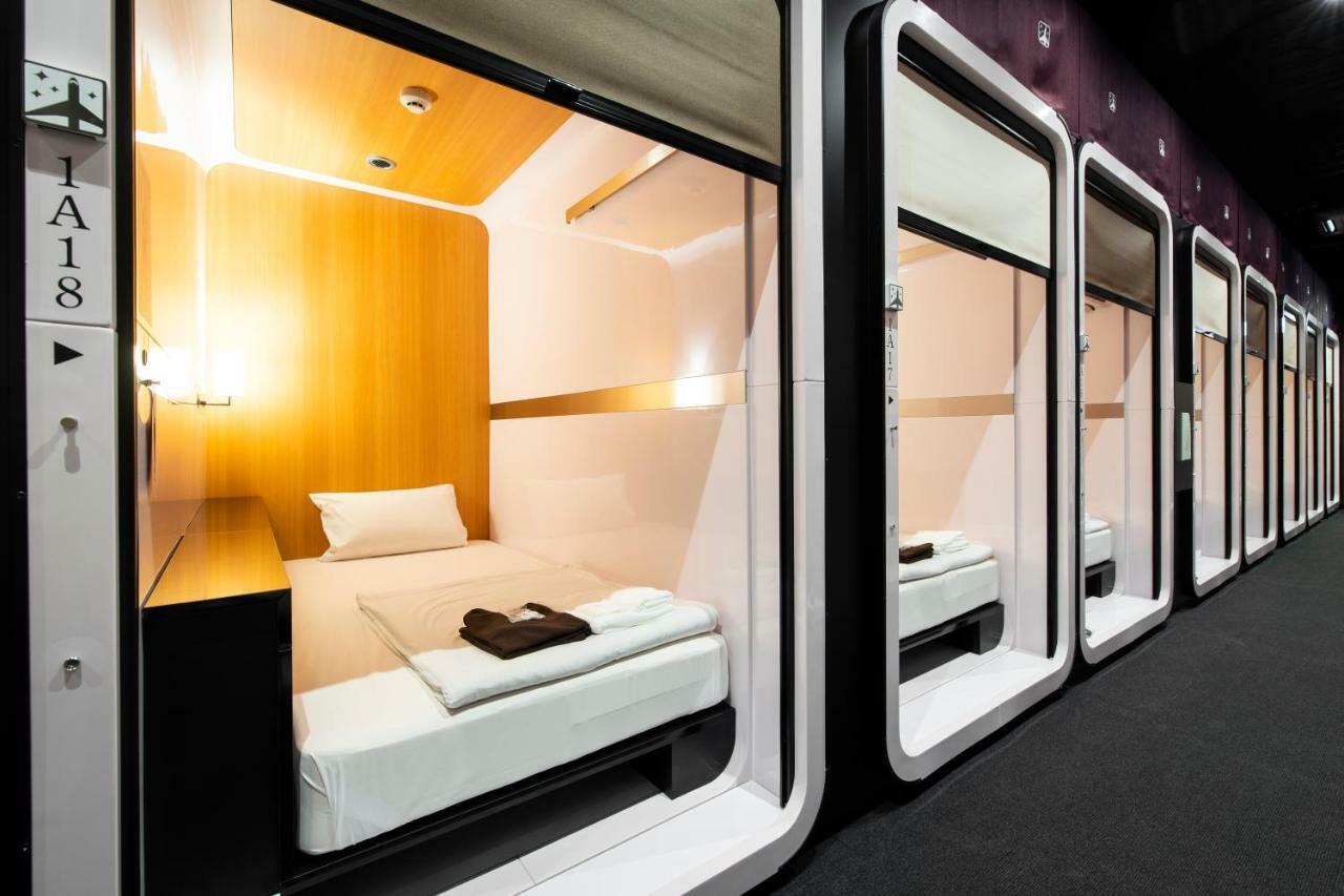 Firstcabin Nijojo Hôtel capsule *